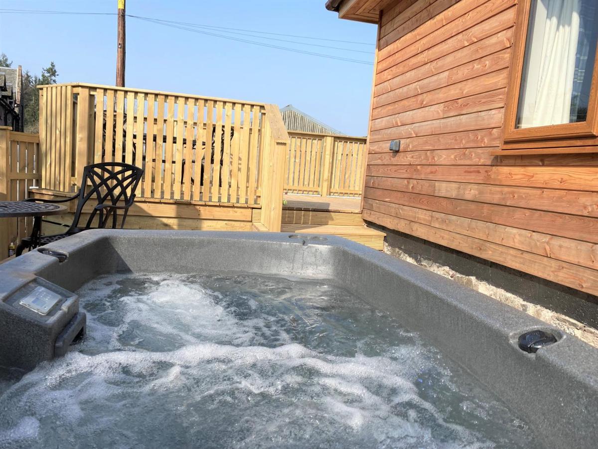 Pheasant Lodge With Hot Tub Forgandenny المظهر الخارجي الصورة